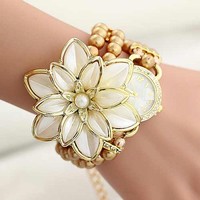 Fashion pearl flower bracelet watch