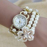 Pearl flower bracelet watch