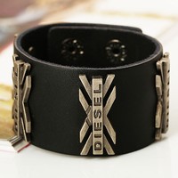 Leather punk bracelet