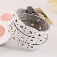 Fashion diamond rivets leather bracelet