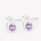Sophisticated and stylish small crown earrings (similar to allergies)