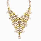 Fashion beautiful fresh flower necklace (the yellow + white)
