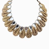 Leaves atmospheric necklace