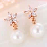 Fashion sweet zircon pearl earrings